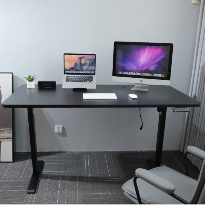 výškově nastavitelný stůl bestberg